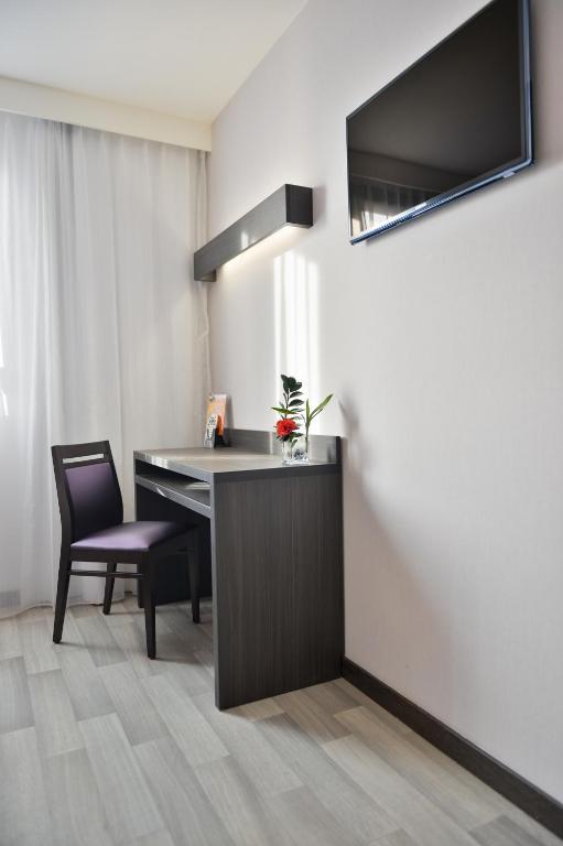 Hotel Eurocentre 3* Toulouse Nord Castelnau-dʼEstrétefonds 객실 사진